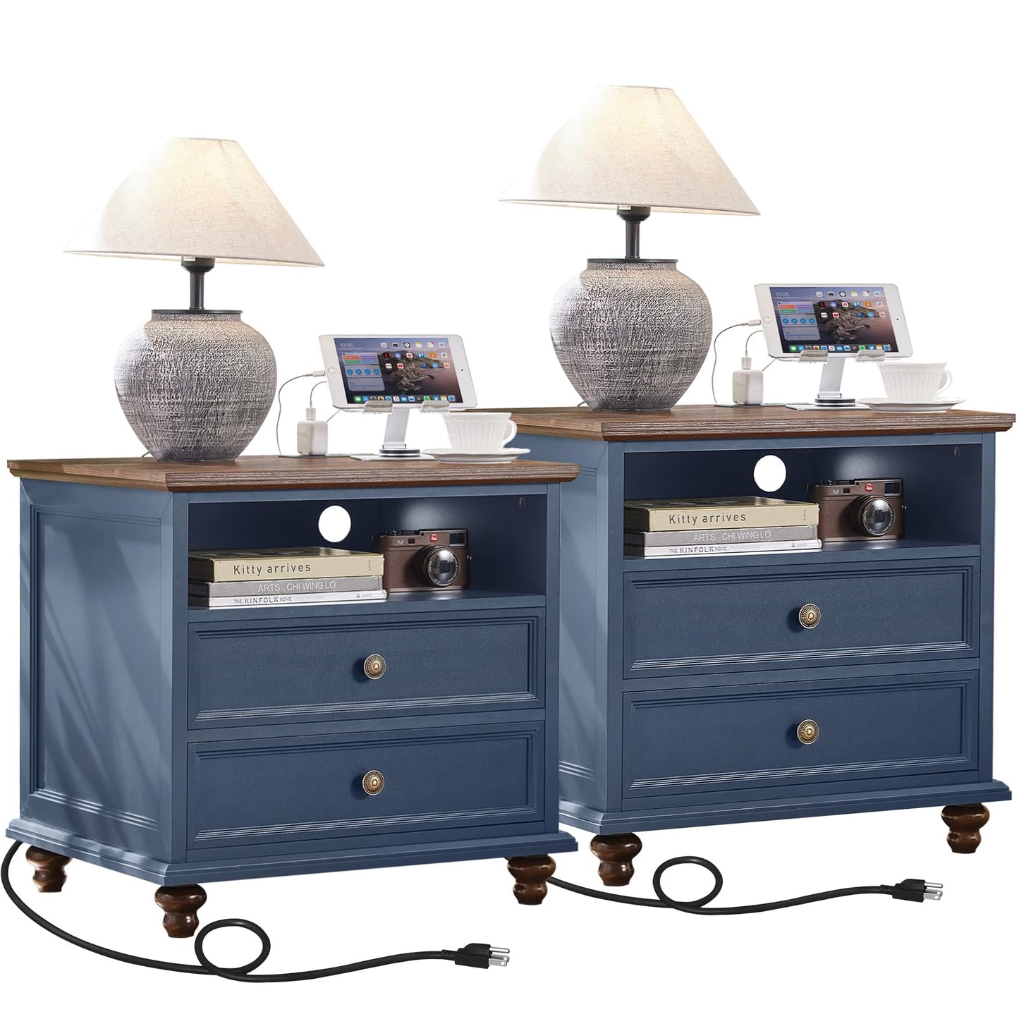 5-drawer navy blue wood dresser with brass knobs and two lamps on top